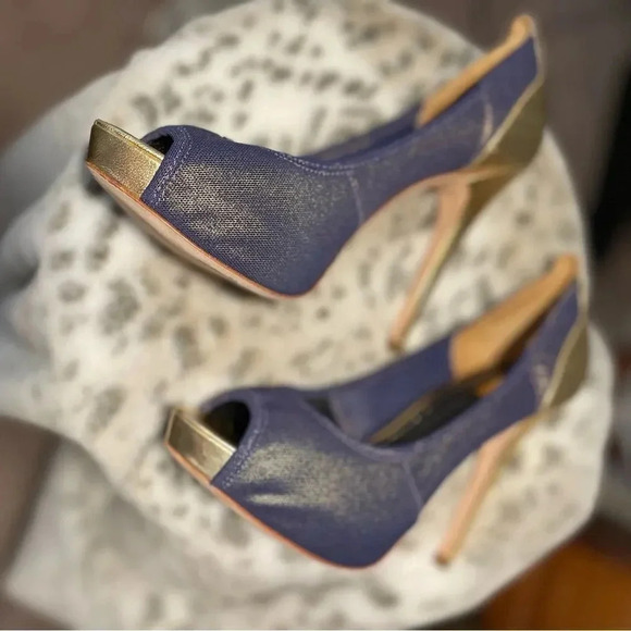 REPORT SIGNATURE TOLUCA2 PEEP TOE HEELS METALLIC GOLD AND DENIM BLUE SIZE 8 - Picture 7 of 15